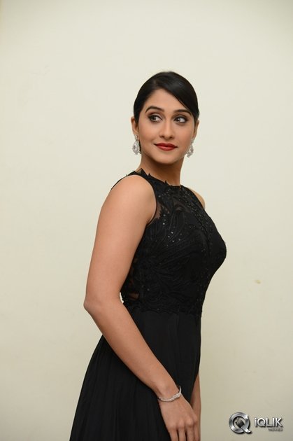 Regina-Cassandra-at-Shaurya-Movie-Audio-Launch